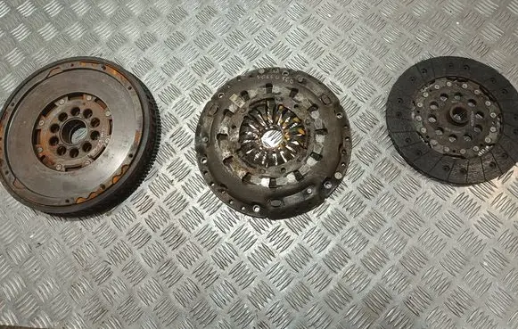Volvo S60 Clutch set kit 8647127