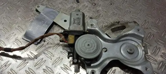 Lexus IS 200-300 Sliding door window regulator with motor 8571053040 85710-53040
