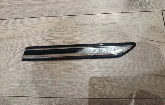 Volkswagen Arteon Other badges/marks 3G8853689B 3G8853689A
