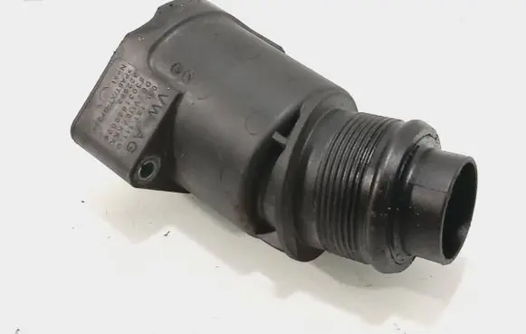 Intake resonator