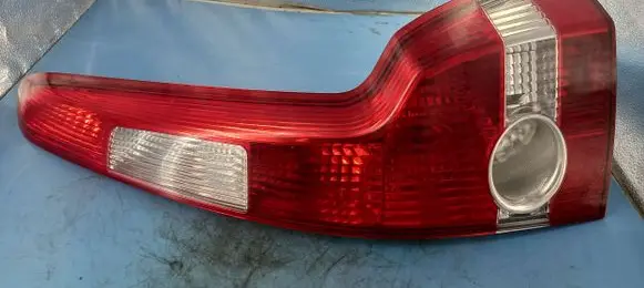 Volvo V50 Rear/tail lights