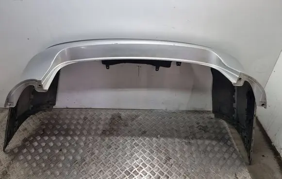 Volkswagen PASSAT B6 Rear bumper 3C9807421