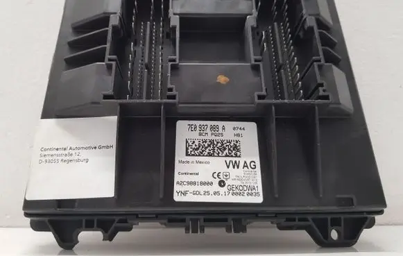 Volkswagen Beetle A5 Comfort/convenience module 7E0937089A A2C98818000