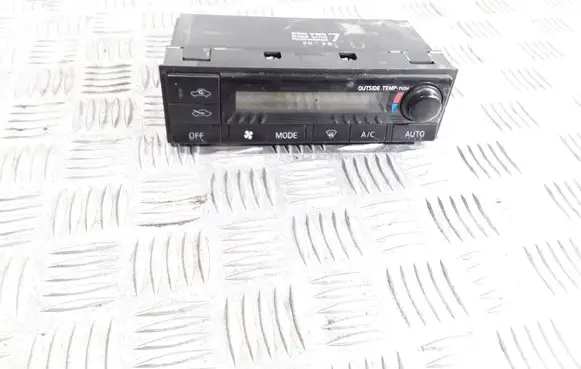 Nissan X-Trail T30 Climate control unit 275008H802