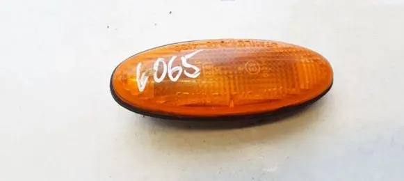 Mazda 323 Front fender indicator light