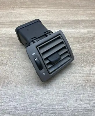 Volvo V50 Dashboard side air vent grill/cover trim 1705040531A