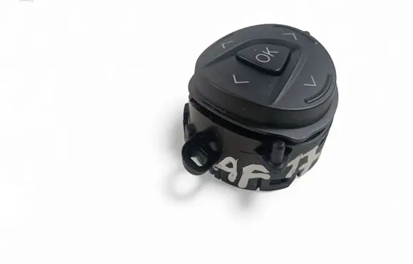 Wing mirror switch