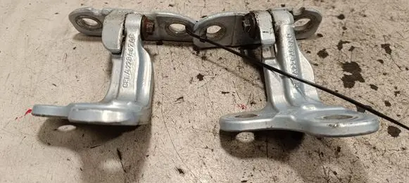 Jaguar XE Rear door hinge set CPLA228A67AC CPLA228A65AD