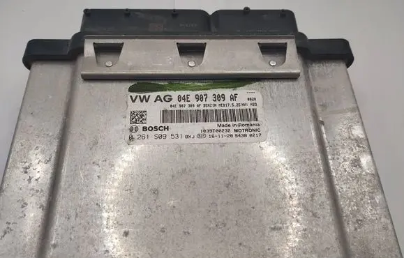 Volkswagen Polo V 6R Engine control unit/module 04E907309AF 0261S09531