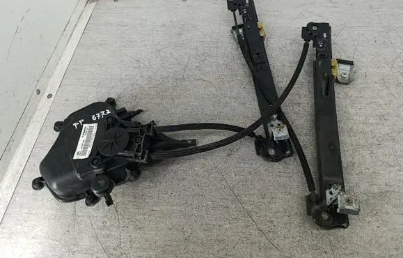 Seat Ibiza IV (6J,6P) Front door window regulator with motor
