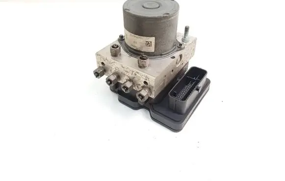 Jeep Cherokee ABS Pump P04779899AI TYA100467775