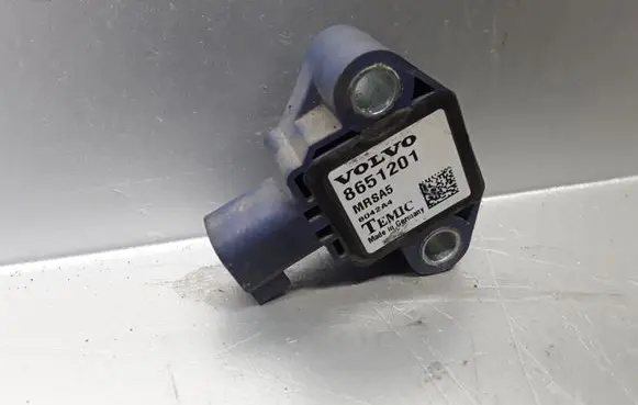 Volvo V50 Airbag deployment crash/impact sensor 8651201