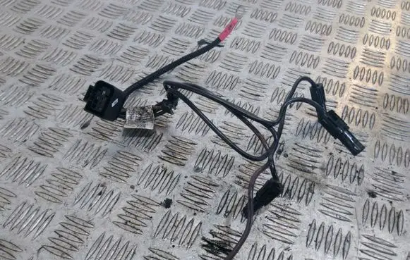 BMW 3 F30 F35 F31 Glow plug wires 8583656