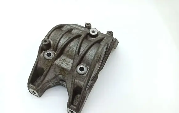 Mercedes-Benz B W246 W242 Driveshaft support bearing bracket A6512200131