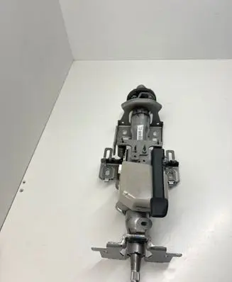 Nissan Navara D23 Steering wheel axle