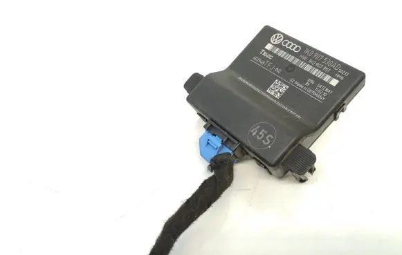 Skoda Octavia Mk2 (1Z) Gateway control module 1K0907530AD 1K0907951