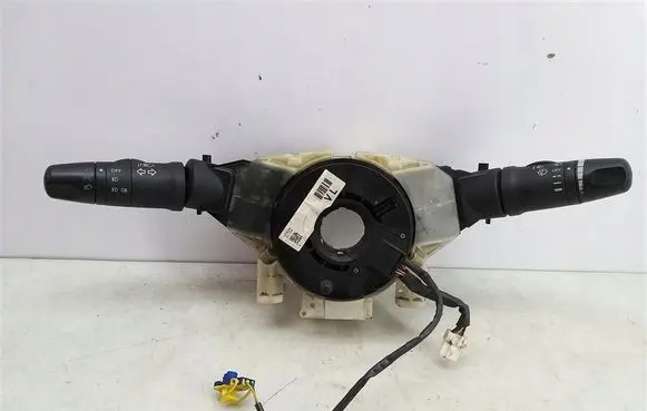 Nissan Primera Indicator stalk 25540AV600