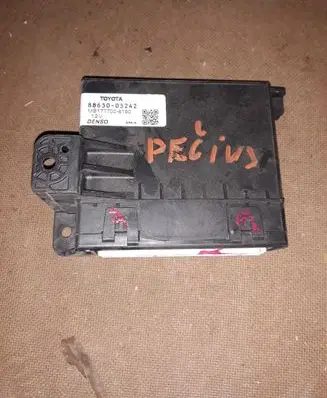 Toyota Avensis T270 Climate control unit 8865005242