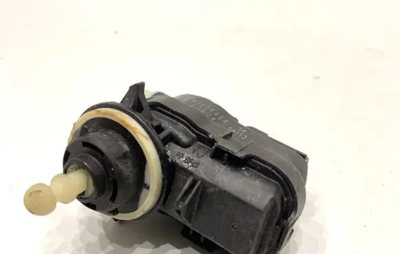 Suzuki Swift IV Other exterior part 92004464