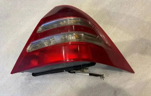 Mercedes-Benz C W203 Rear/tail lights A2038201064 2038201064