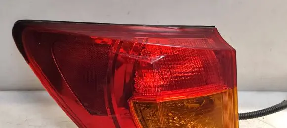 Lexus IS 220D-250-350 Rear/tail lights ICHIKOH5340 1H2421S020T