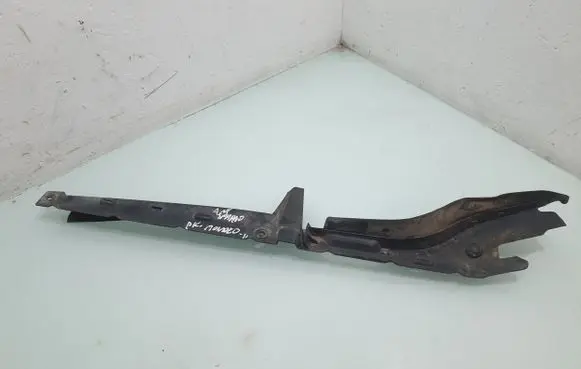 Ford Mondeo MK IV Fender end trim 7S71A02079A