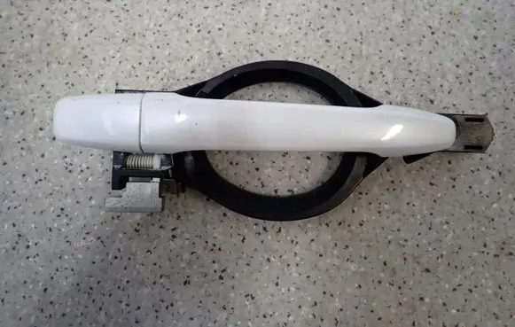 Mitsubishi Outlander Sliding door exterior handle
