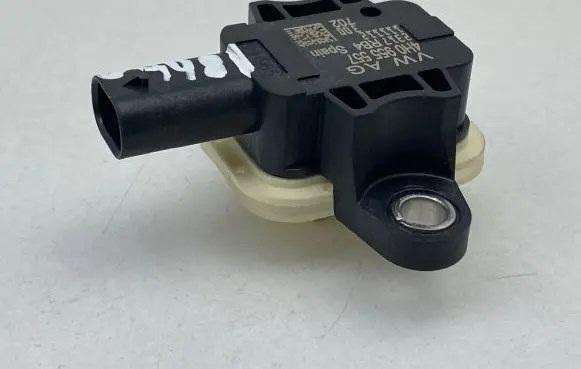 Audi A6 C7 Airbag deployment crash/impact sensor 4H0955557 111112 2317RB4