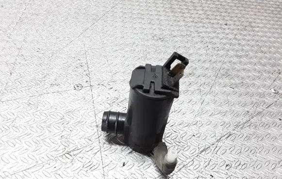 Mitsubishi Outlander Windscreen/windshield washer pump 0602103500