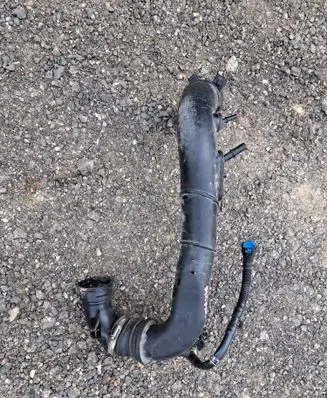 Ford Escape III Air intake hose/pipe K2G39T331CA JX6G6758DA