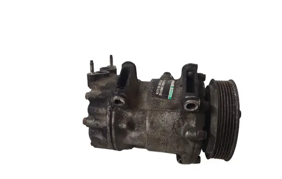 Peugeot 308 Air conditioning (A/C) compressor (pump) 9659875880