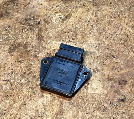 Saab 9-3 Ver2 Ignition amplifier control unit 12787708 J9T45171 2731