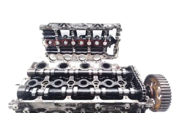 Ford Grand C-MAX Engine head 9688418110