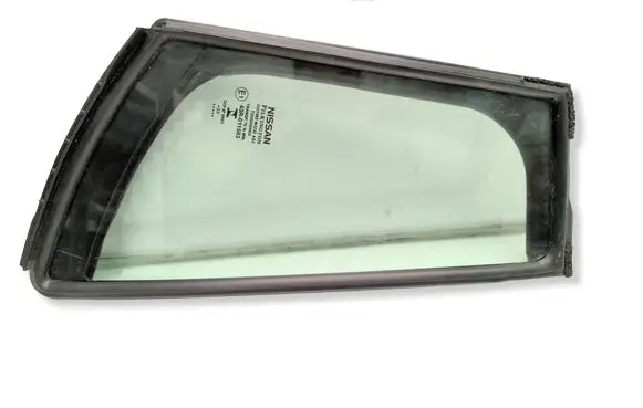 Nissan Leaf II (ZE1) Rear vent window glass 822725SL0A 43R01183