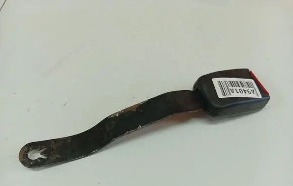 Volkswagen Caddy Front seatbelt buckle 6K9857755