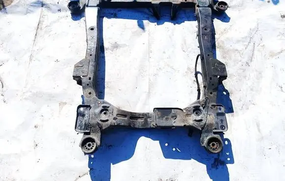 Opel Astra J Front subframe