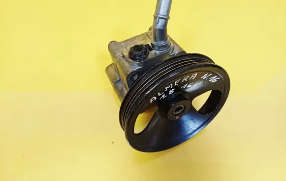 Nissan Almera N16 Power steering pump 