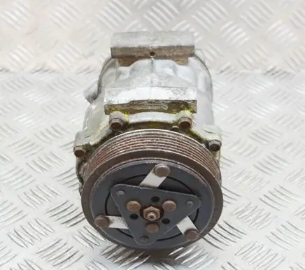 Ford C-MAX I Air conditioning (A/C) compressor (pump) 3M5H19D629GC