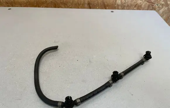 Mercedes-Benz E W211 Fuel return line/hose A6420700200