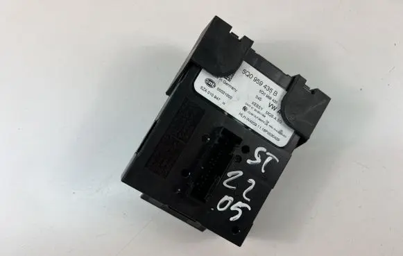 Volkswagen Golf VII Other control units/modules 5Q0959435B