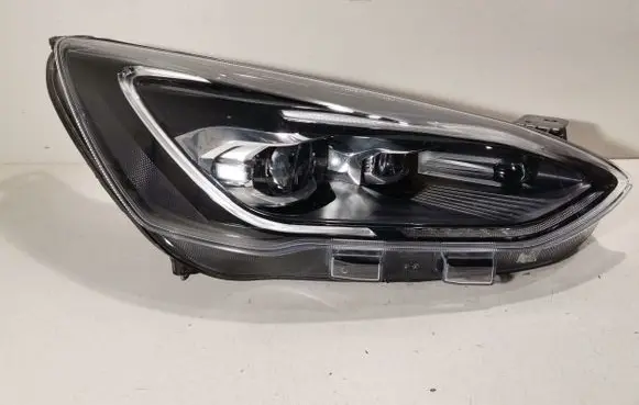 Ford Focus Headlight/headlamp JX7B13E016AG JX7B13B626BG