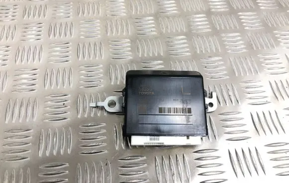 Toyota RAV 4 (XA50) Tailgate/trunk control unit/module 8922242101 41481411112