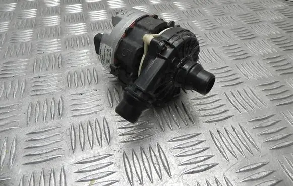Mercedes-Benz Vito Viano W447 Webasto circulation pump for autonomous heater A0005006500