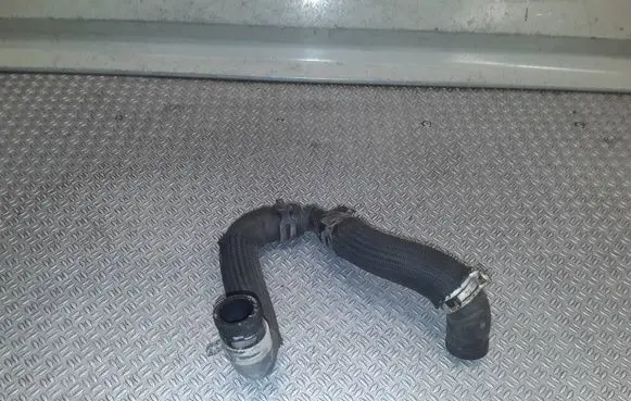 Renault Trafic II (X83) Engine coolant pipe/hose 