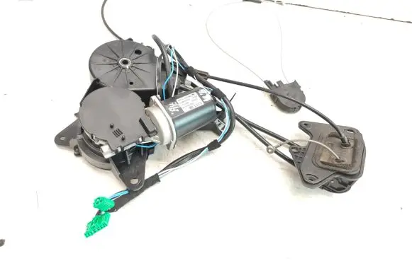 Peugeot Traveller Sliding door motor 9808246680 01066064004