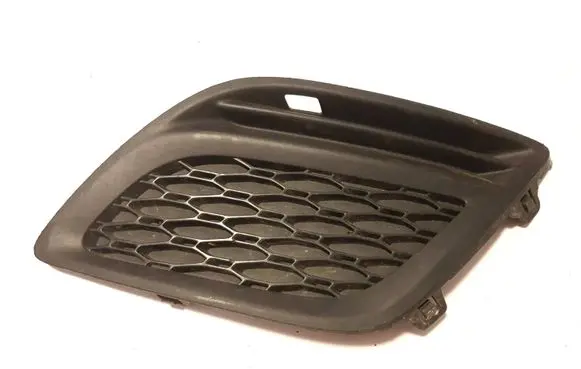 Volvo XC60 Front bumper lower grill 31290657