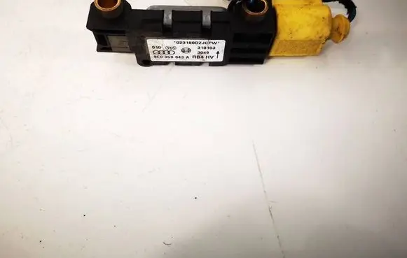 Audi A6 S6 C5 4B Airbag deployment crash/impact sensor 8E0959643A