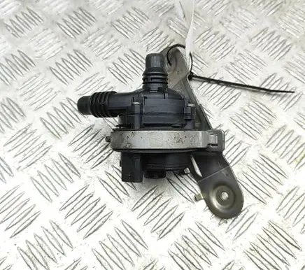 BMW 3 G20 G21 Electric auxiliary coolant/water pump 8651287