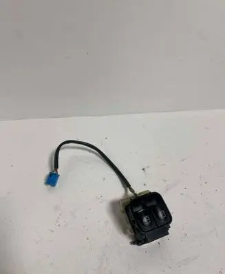 Mercedes-Benz C W203 Electric window control switch A2038200810 501808