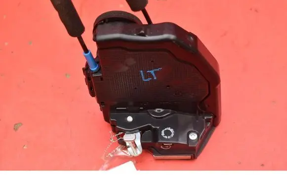 Toyota Corolla E10 Rear door lock 